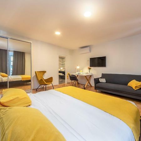 Residence Inn Rijeka Bagian luar foto