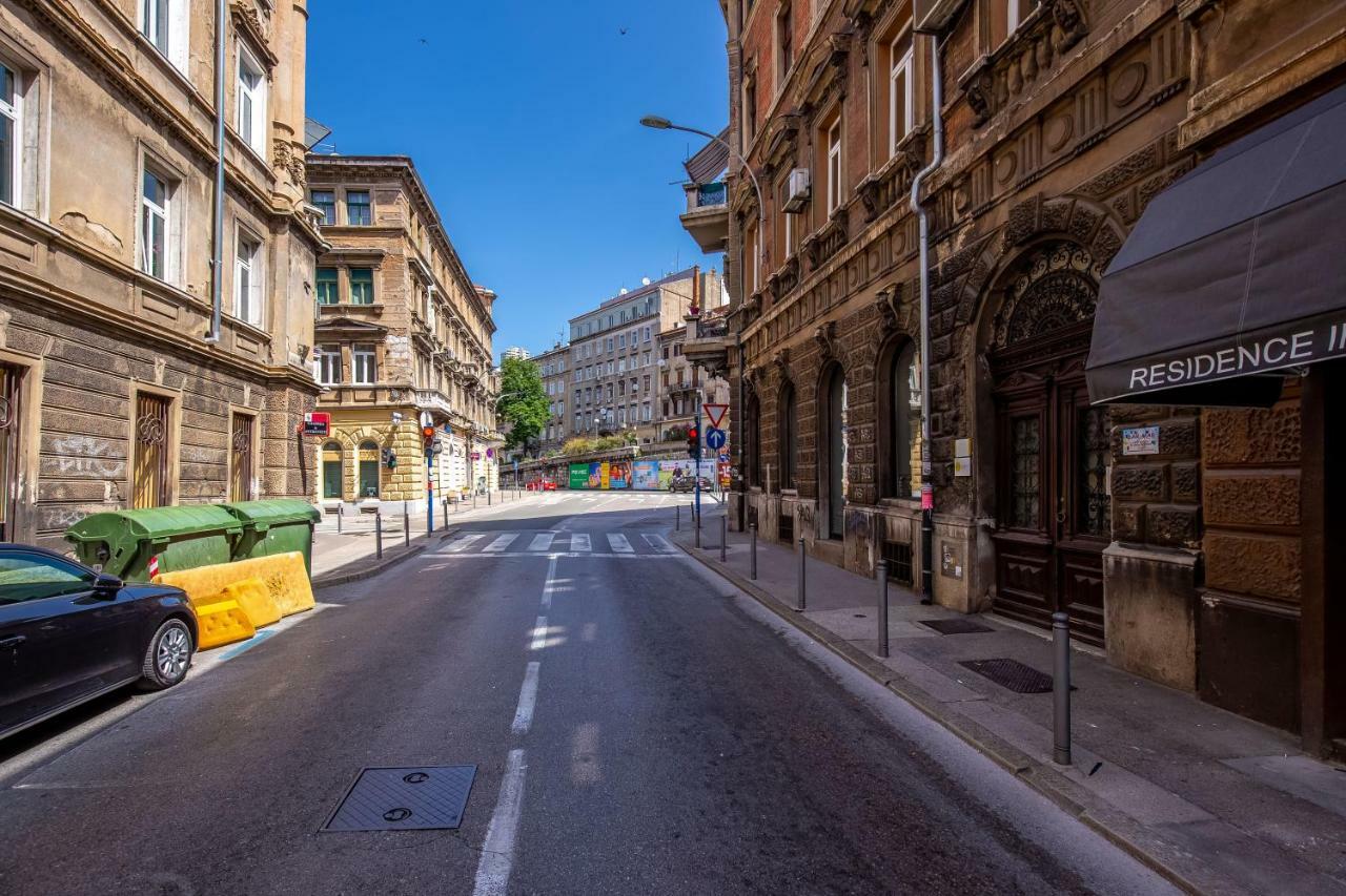 Residence Inn Rijeka Bagian luar foto
