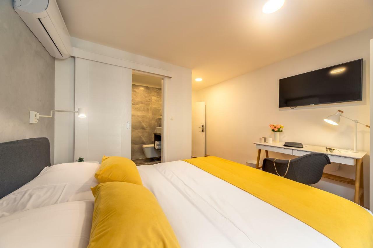 Residence Inn Rijeka Bagian luar foto