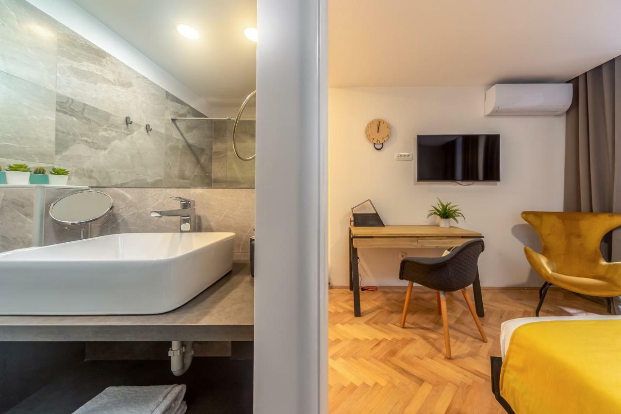 Residence Inn Rijeka Bagian luar foto